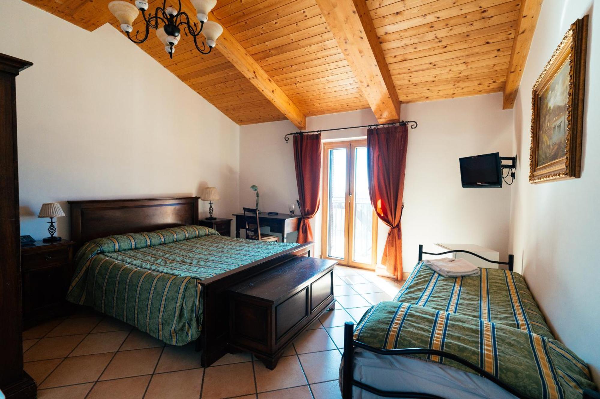 Villa Al Rifugio Кава-де'-Тіррені Екстер'єр фото