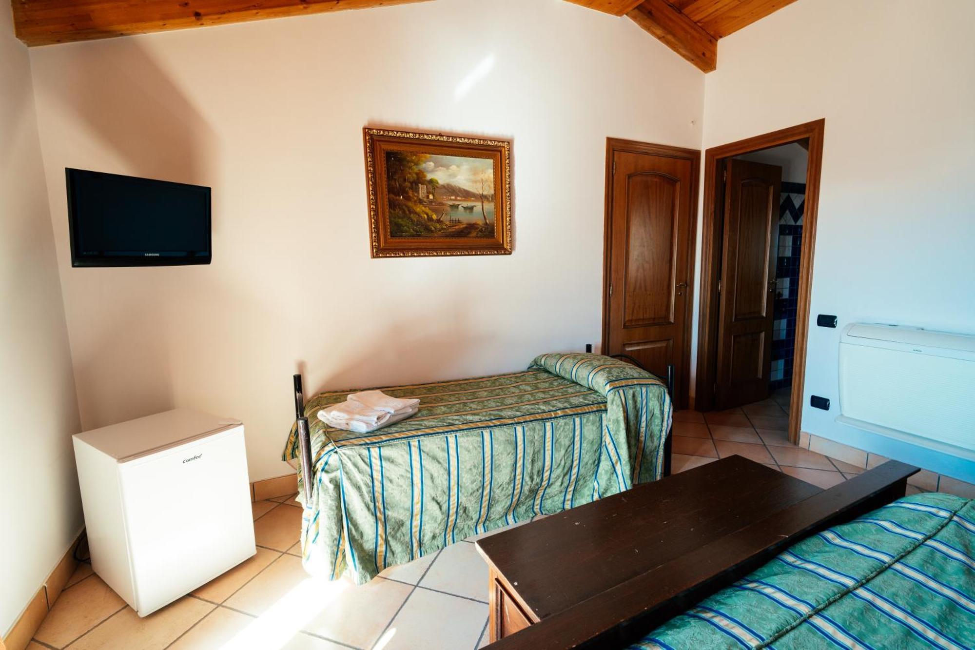 Villa Al Rifugio Кава-де'-Тіррені Екстер'єр фото