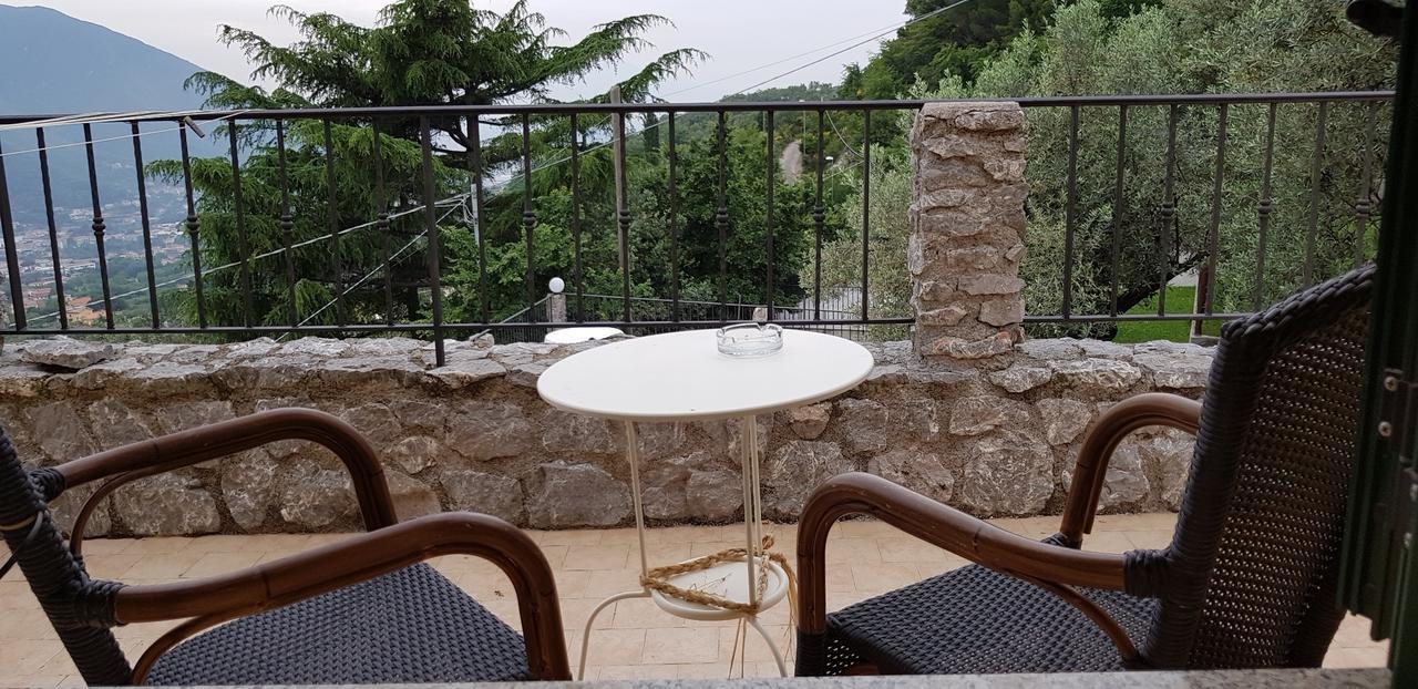Villa Al Rifugio Кава-де'-Тіррені Екстер'єр фото